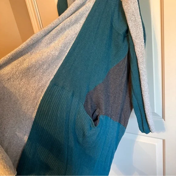 Sparrow by Anthropologie size L teal, grey and black hi low sweater - Picture 10 of 11
